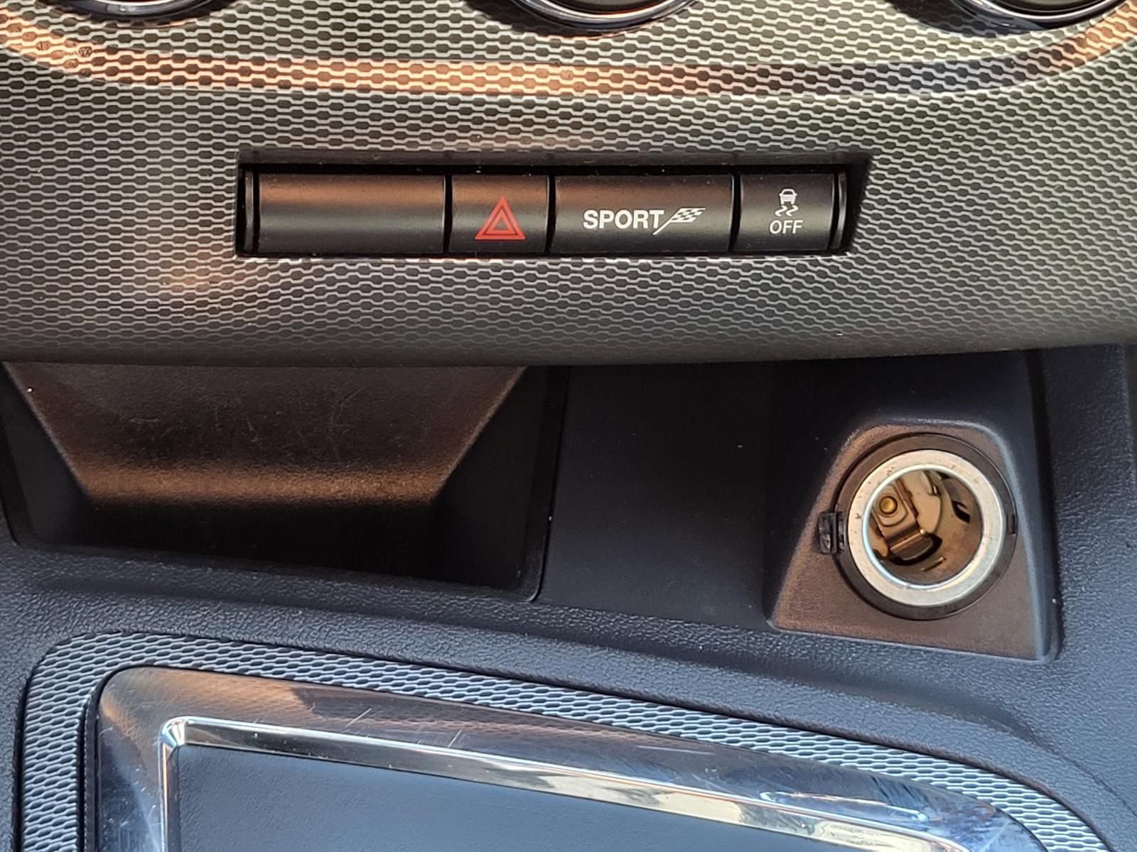 Used 2014 Dodge Challenger R/T image 23