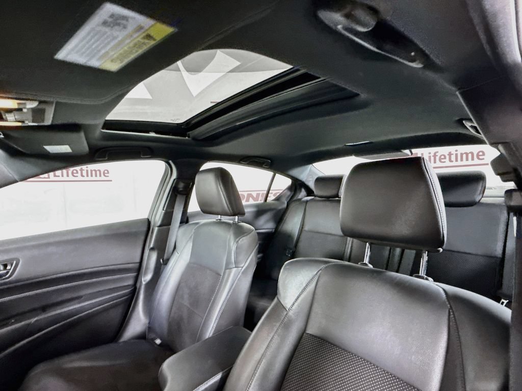 Used 2017 Acura ILX w/ Premium & A-SPEC Package FWD image 11