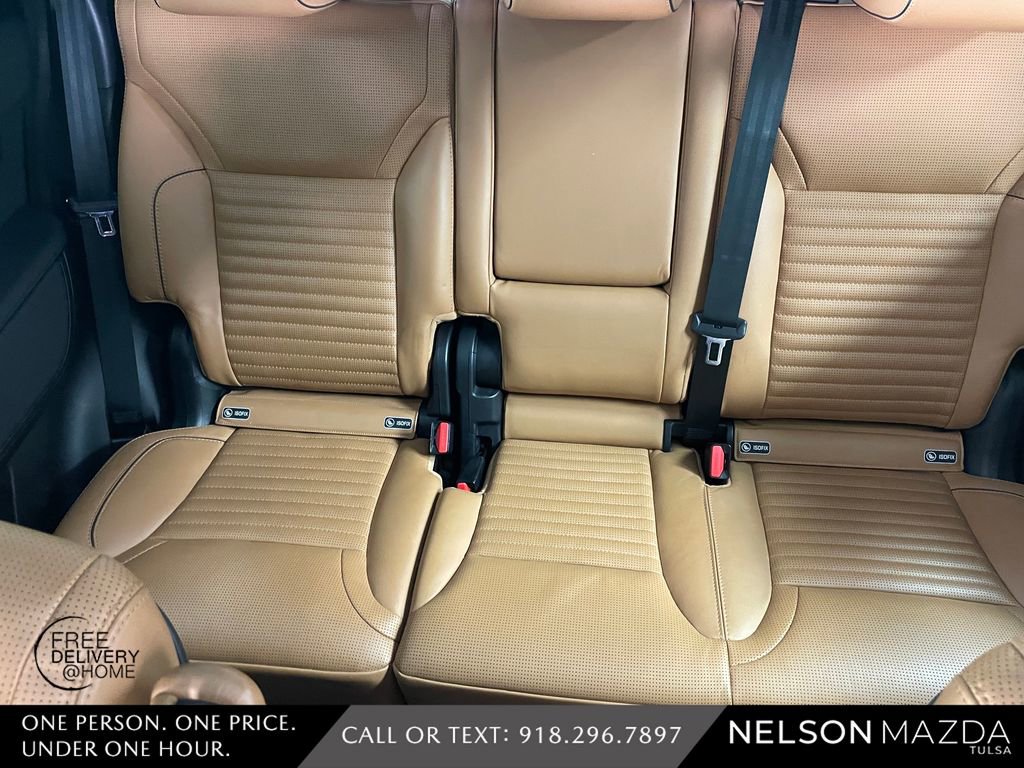 Used 2018 Land Rover Discovery HSE image 30