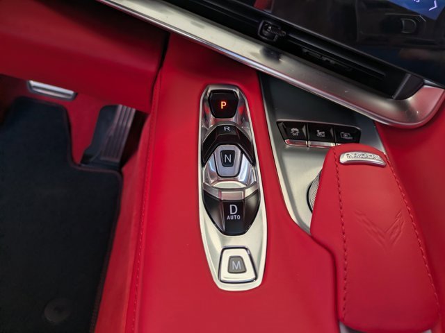 Used 2024 Chevrolet Corvette Stingray Premium Conv w/ Z51 Performance Package image 25
