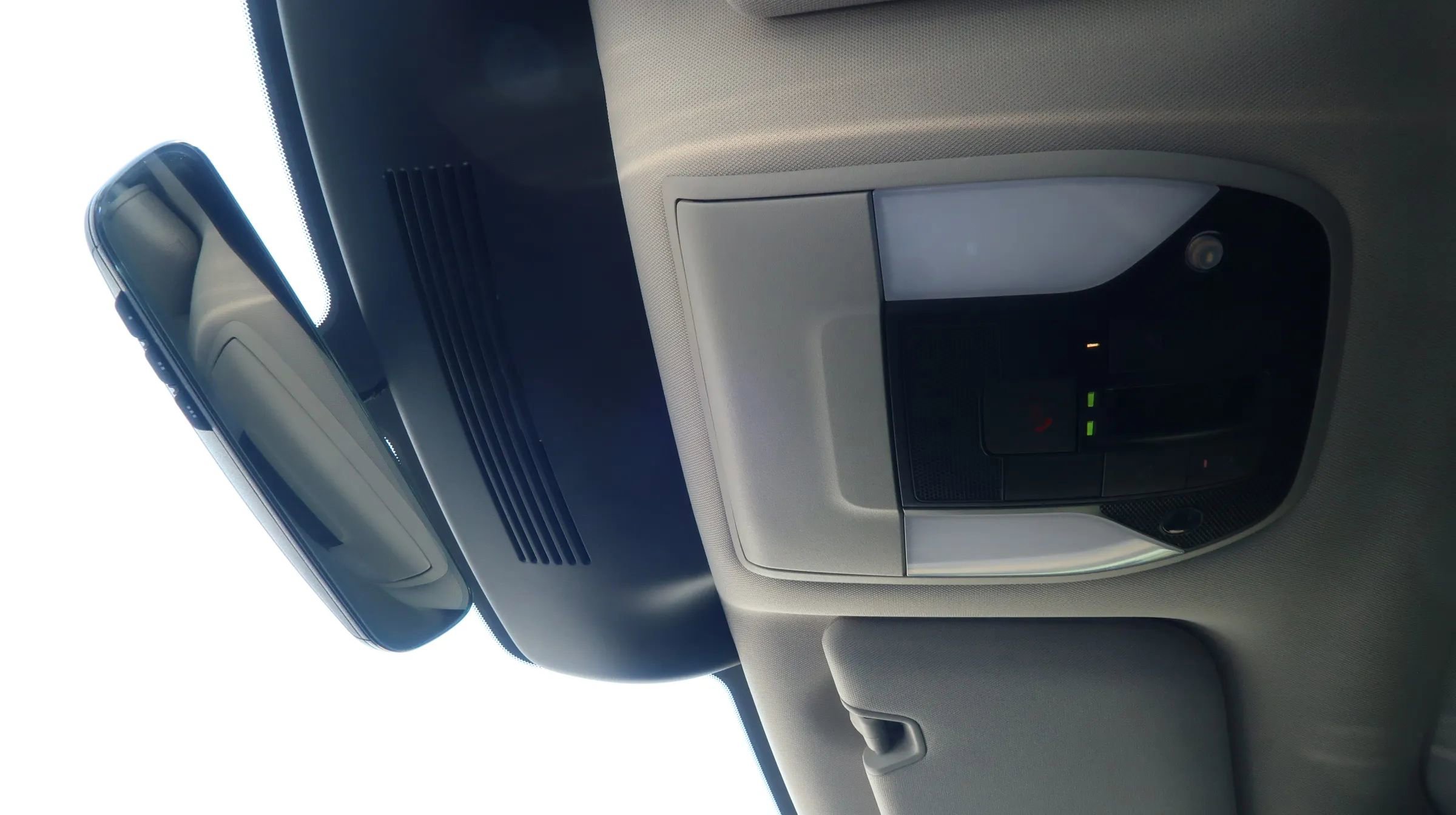 Used 2025 INFINITI QX60 Luxe image 40