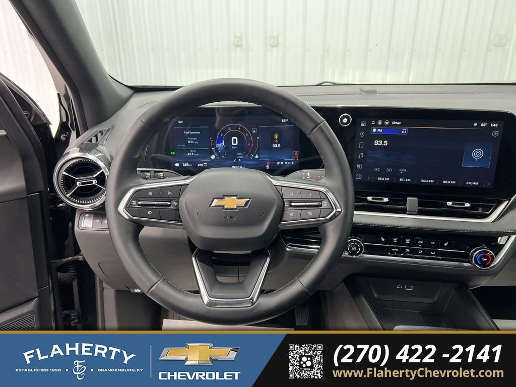 Used 2025 Chevrolet Equinox LT image 25