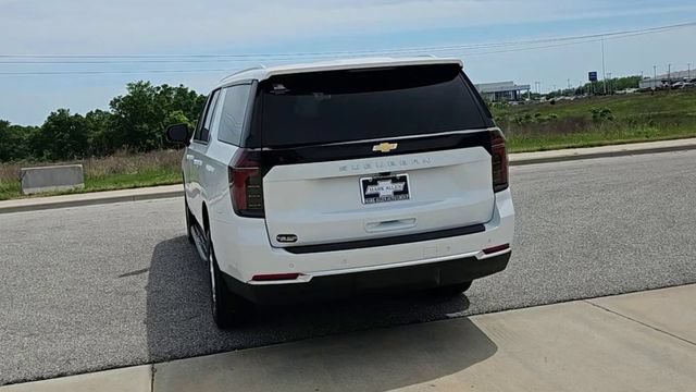 New 2026 Chevrolet Suburban LS w/ Max Trailering Package AWD/4WD image 7