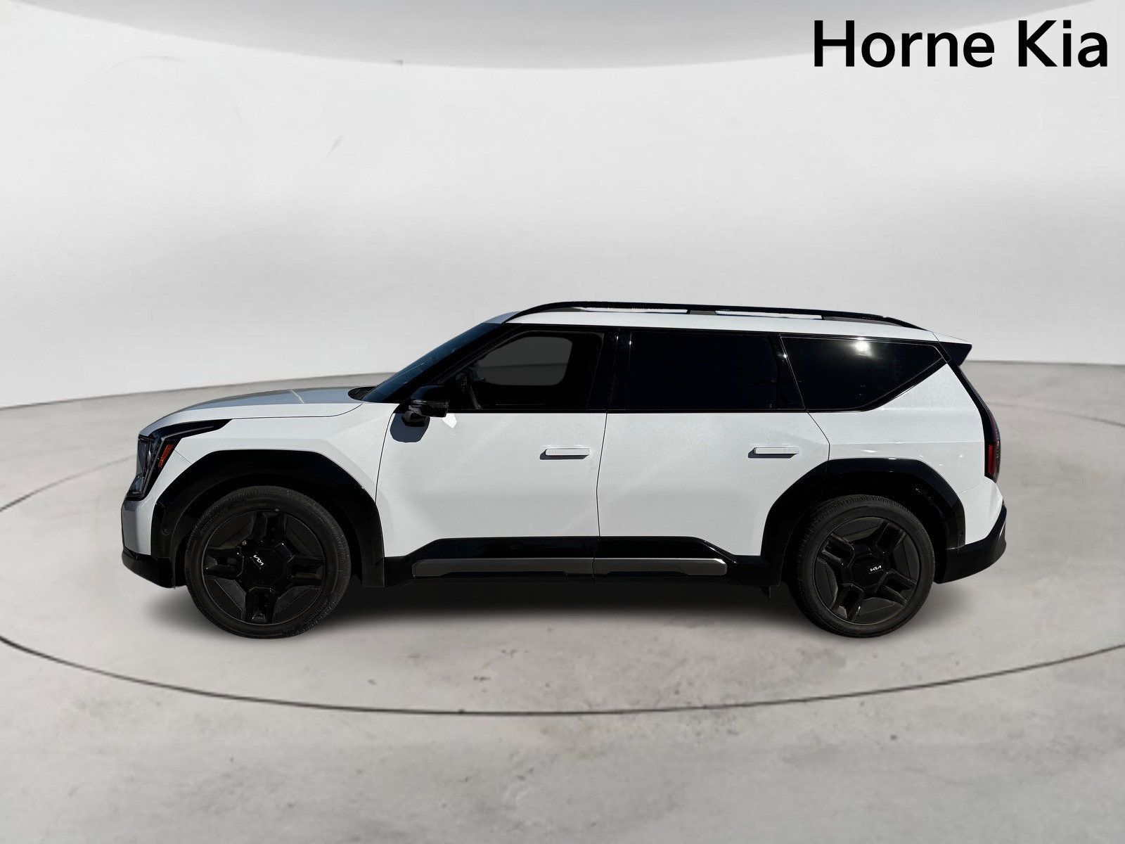 Certified 2026 Kia EV9 GT-Line image 6