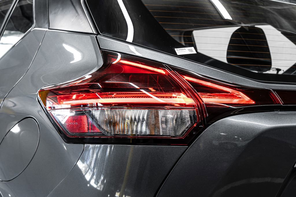 Used 2024 Nissan Kicks S image 16