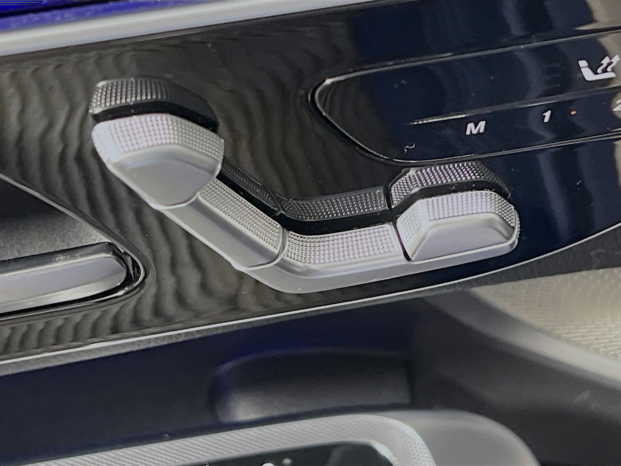 Used 2024 Mercedes-Benz CLE 300 4MATIC Coupe image 16