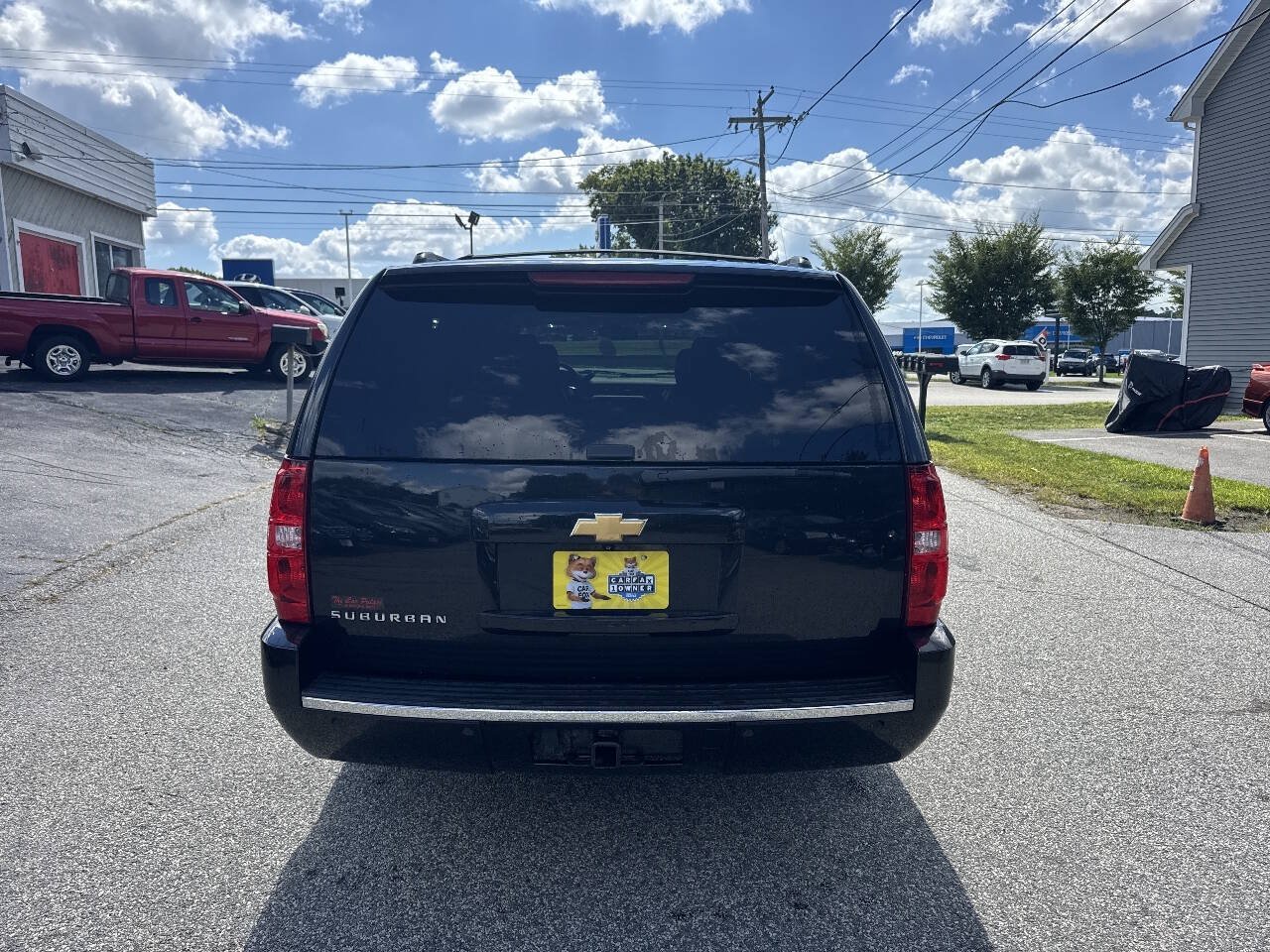 Used 2013 Chevrolet Suburban LTZ AWD/4WD image 7