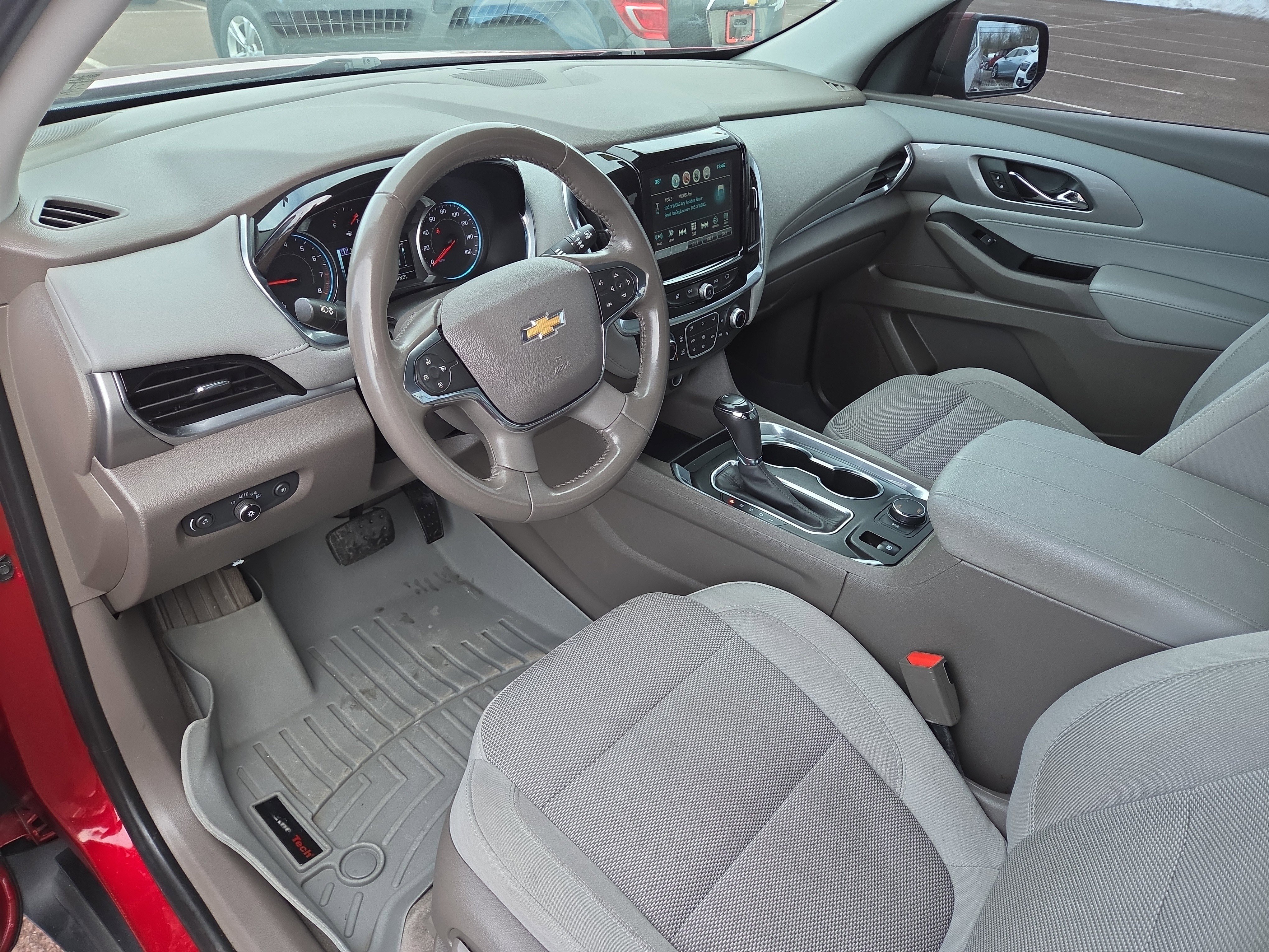Used 2019 Chevrolet Traverse LT image 15
