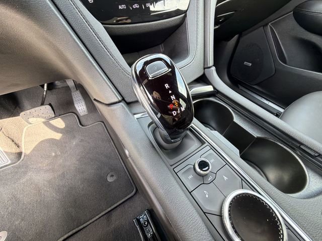 Used 2023 Cadillac XT5 Premium Luxury FWD image 16