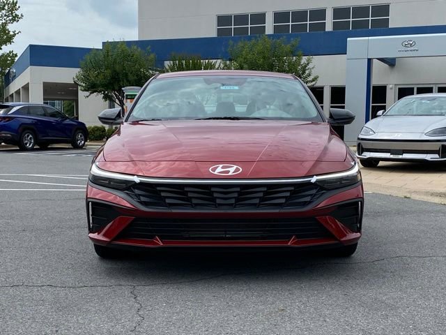 Certified 2025 Hyundai Elantra SEL image 2