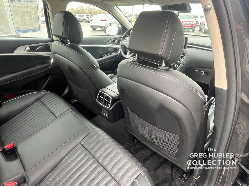 Used 2026 Genesis G70 2.5T Prestige image 22