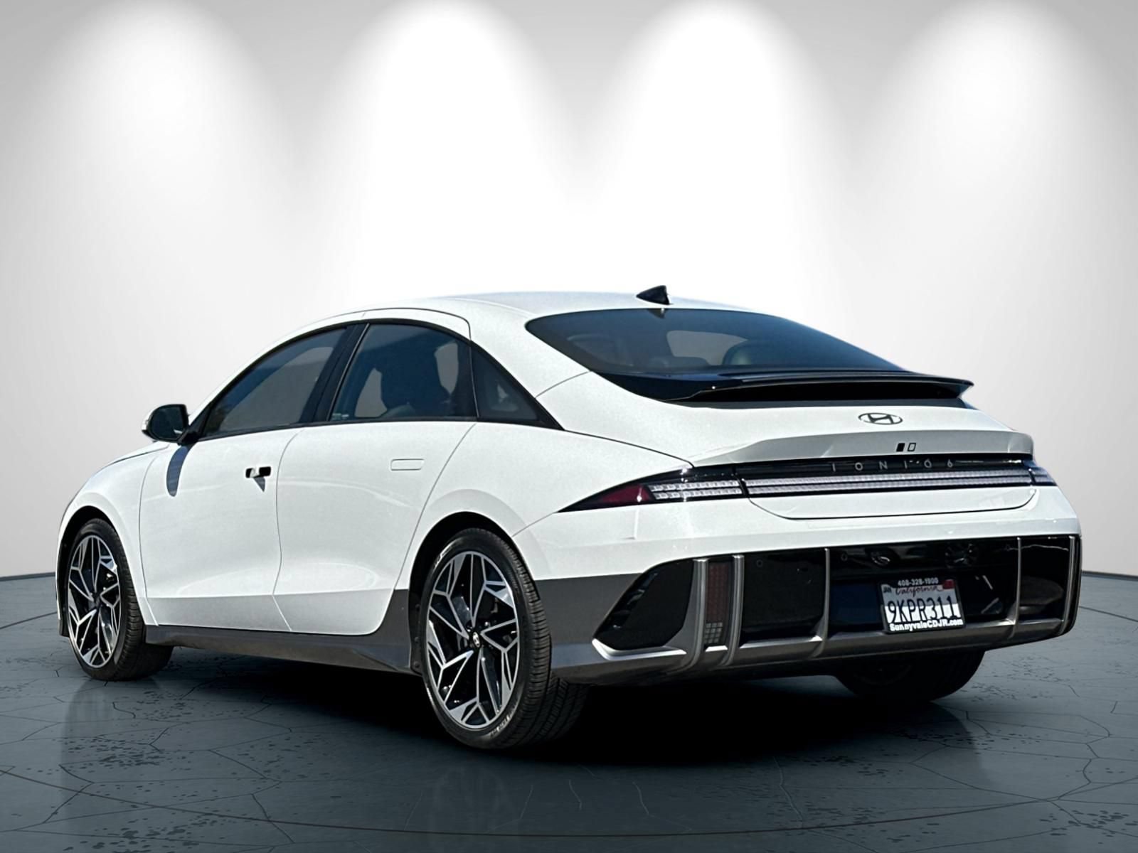 Used 2024 Hyundai Ioniq 6 SEL RWD image 6