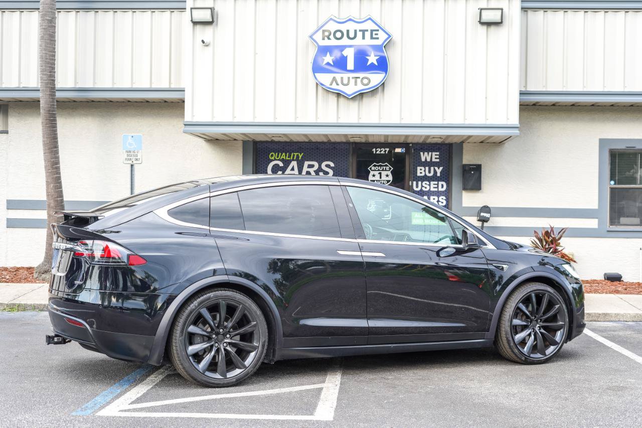 Used 2018 Tesla Model X 100D AWD/4WD image 4