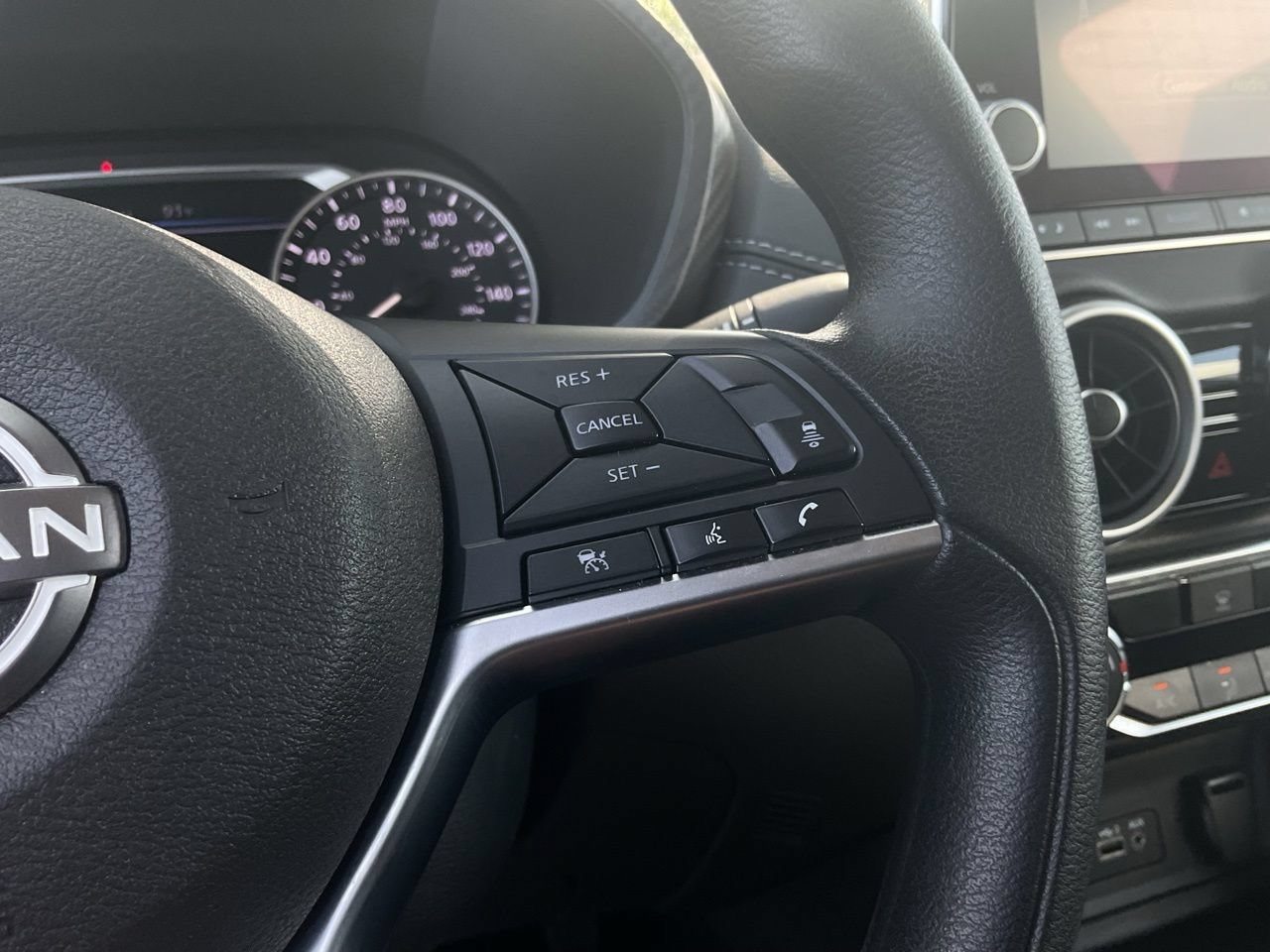 Used 2025 Nissan Sentra SV FWD image 24
