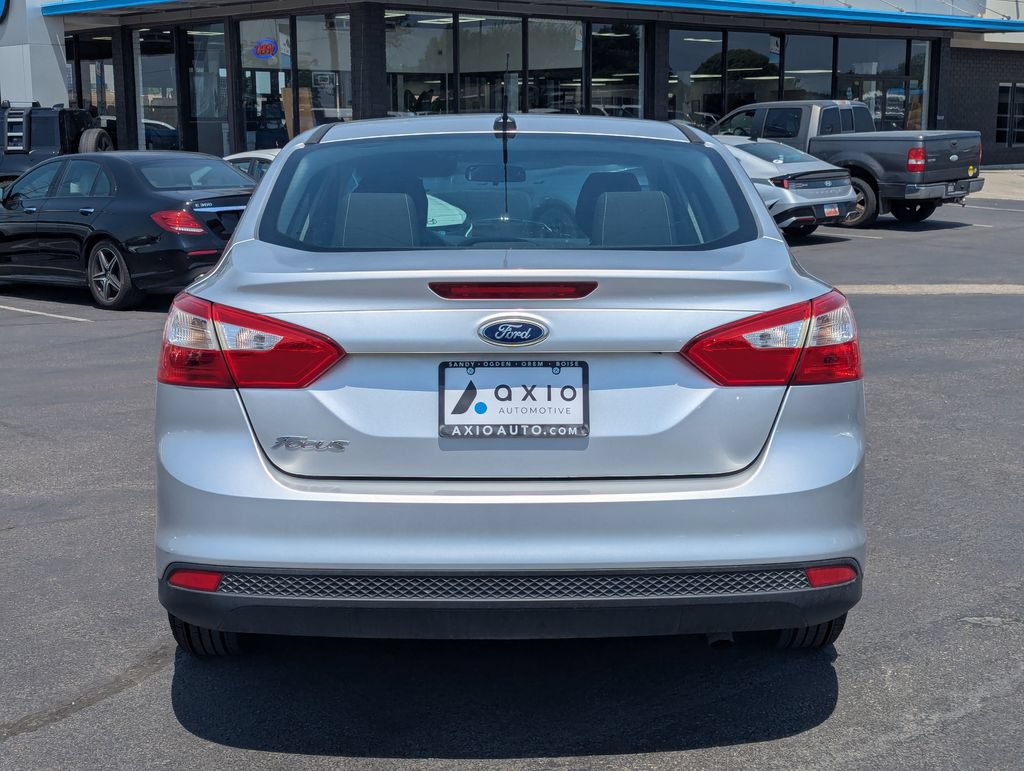 Used 2012 Ford Focus S FWD image 6