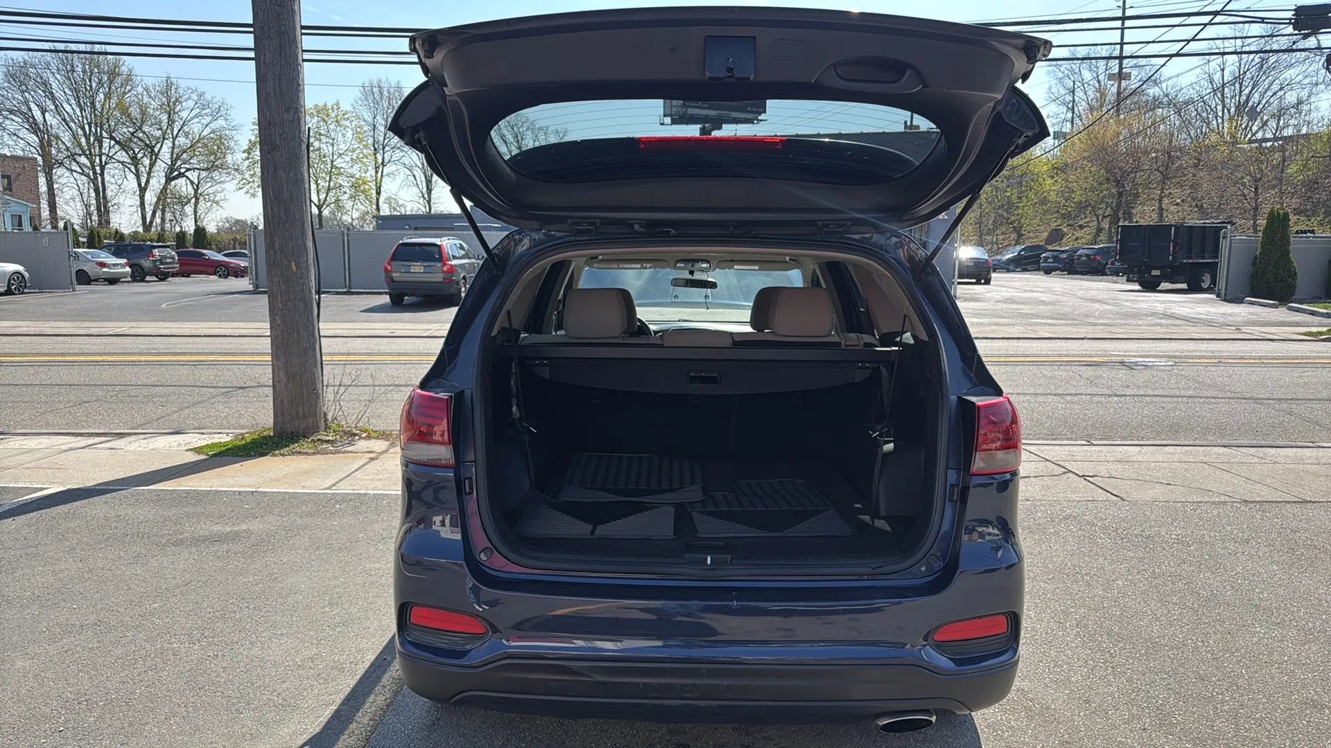 Used 2019 Kia Sorento LX image 27