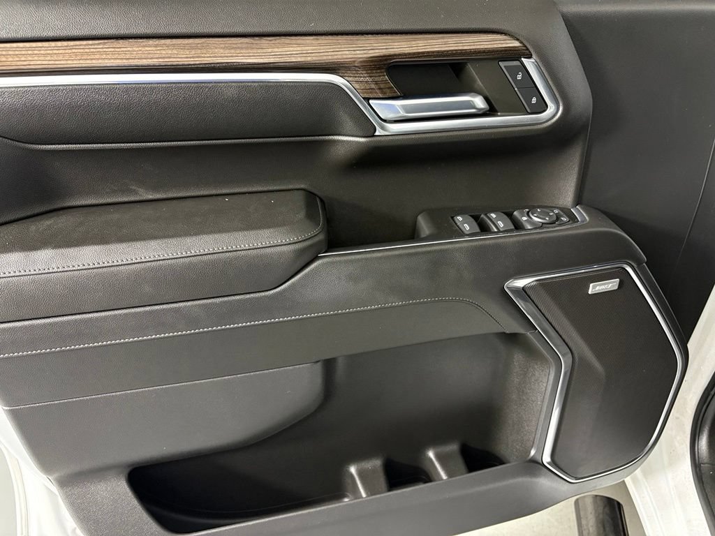 Used 2023 Chevrolet Silverado 1500 RST w/ Convenience Package II AWD/4WD image 14