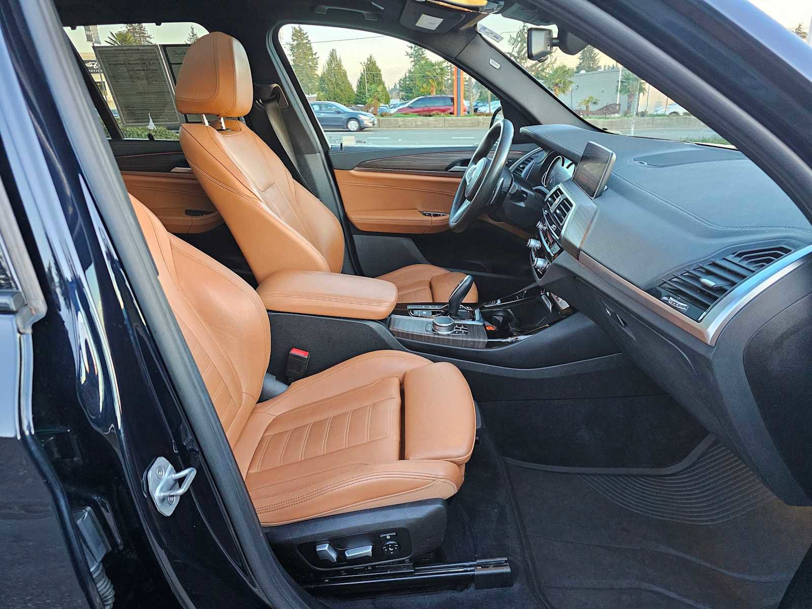 Used 2019 BMW X3 M40i w/ Premium Package image 11