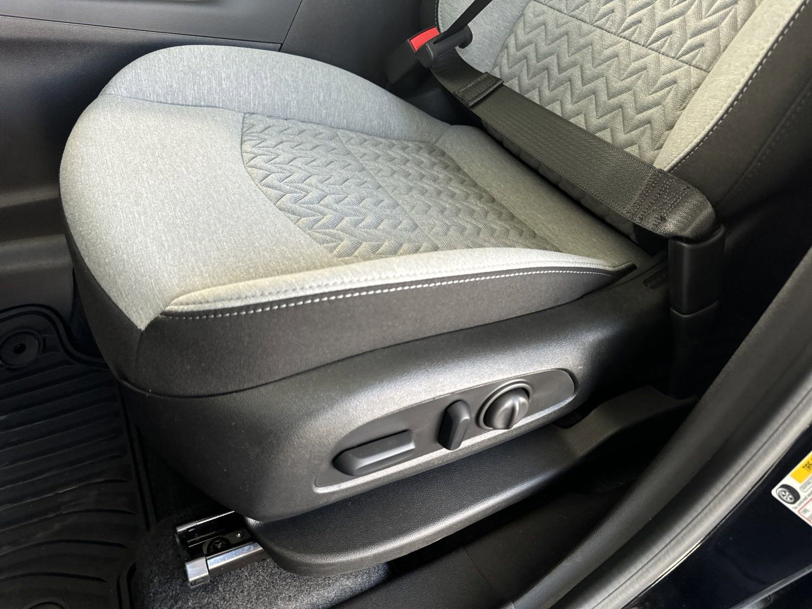 New 2024 Chevrolet Equinox LS w/ LS Convenience Package image 14