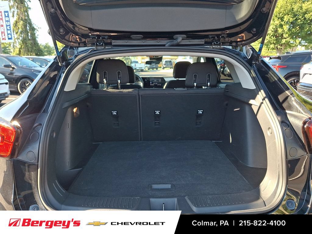 Certified 2024 Chevrolet Trax LS FWD image 30