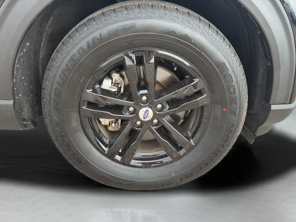 Used 2020 Ford Explorer XLT AWD/4WD image 28