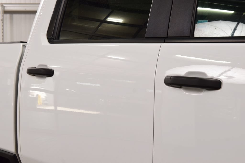 Used 2023 Chevrolet Silverado 2500 Custom w/ Custom Value Package AWD/4WD image 19