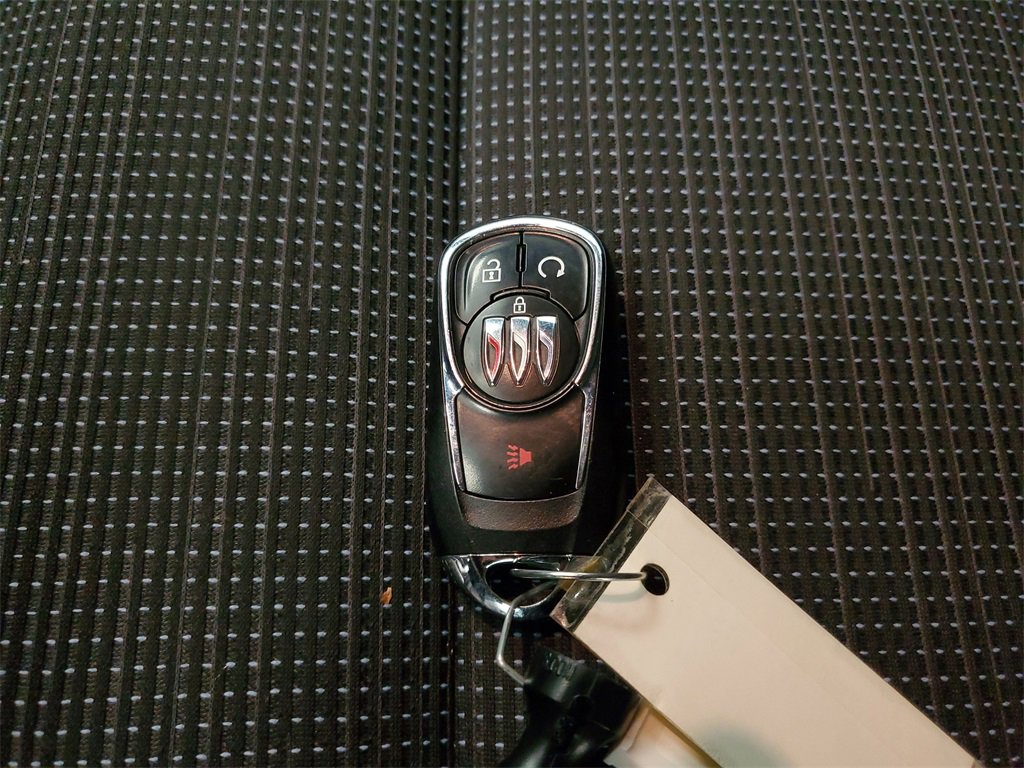 Used 2025 Buick Envista Preferred image 27