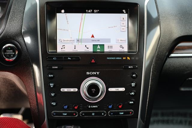 Used 2019 Ford Explorer Limited w/ Class III Trailer Tow Package image 30