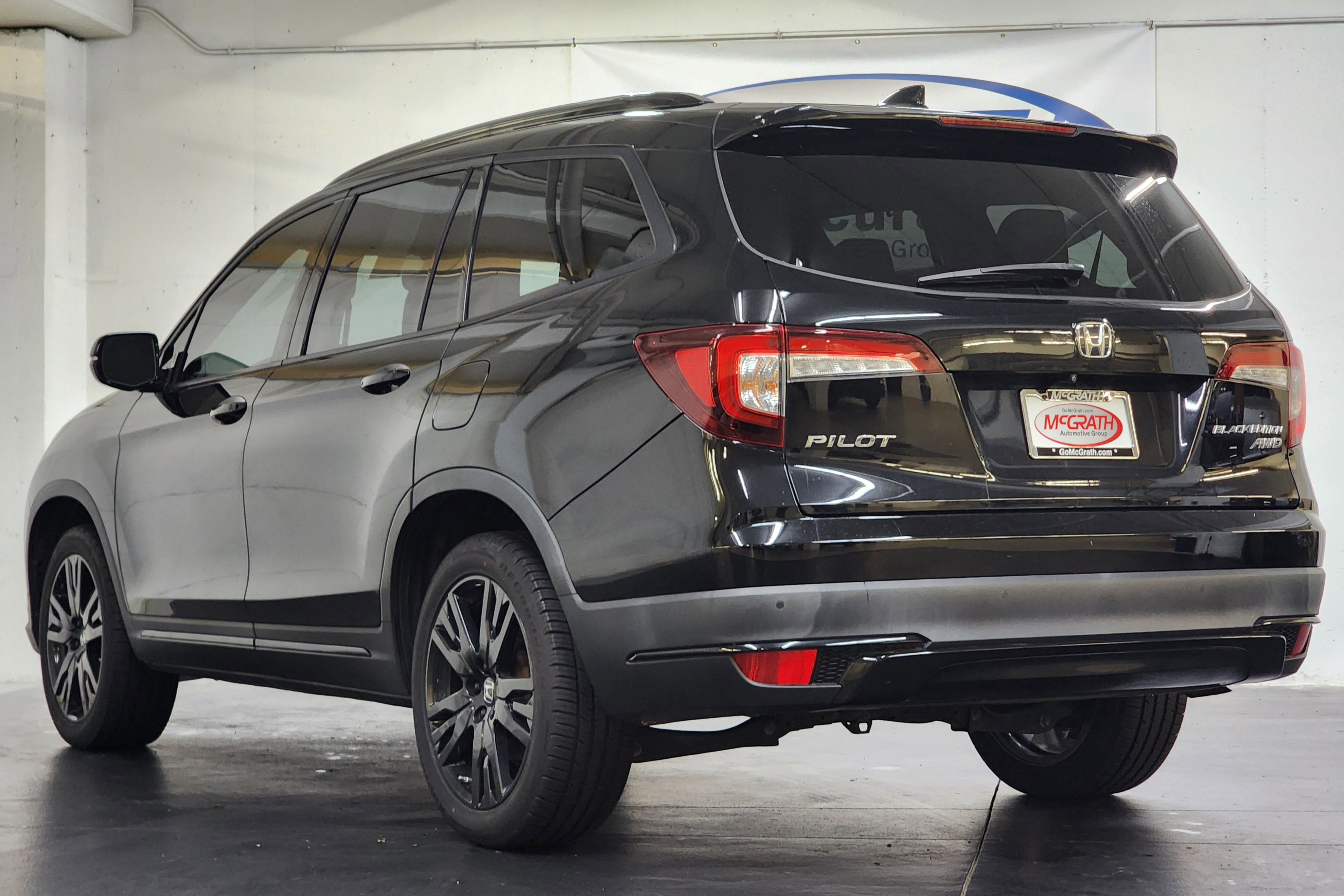 Used 2021 Honda Pilot Black Edition image 8