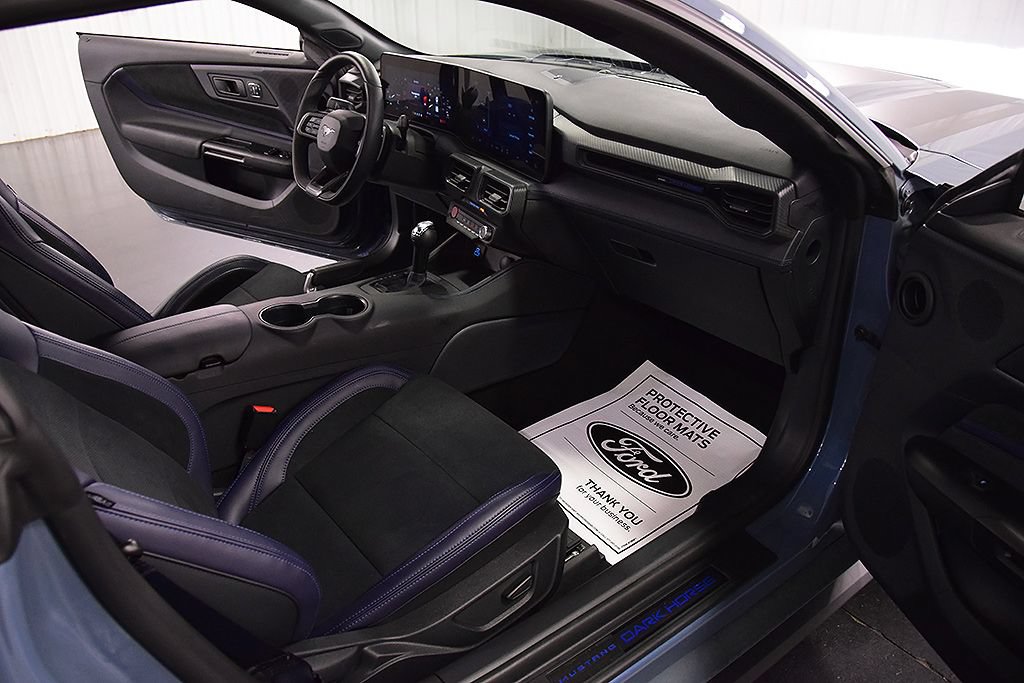 Used 2025 Ford Mustang Dark Horse RWD image 31