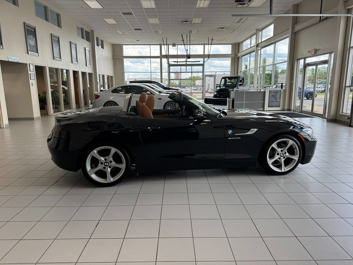 Used 2015 BMW Z4 sDrive28i RWD image 8