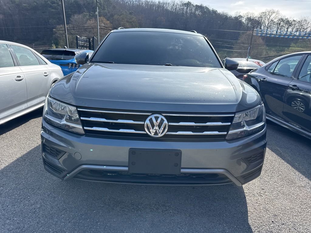 Used 2018 Volkswagen Tiguan S image 3