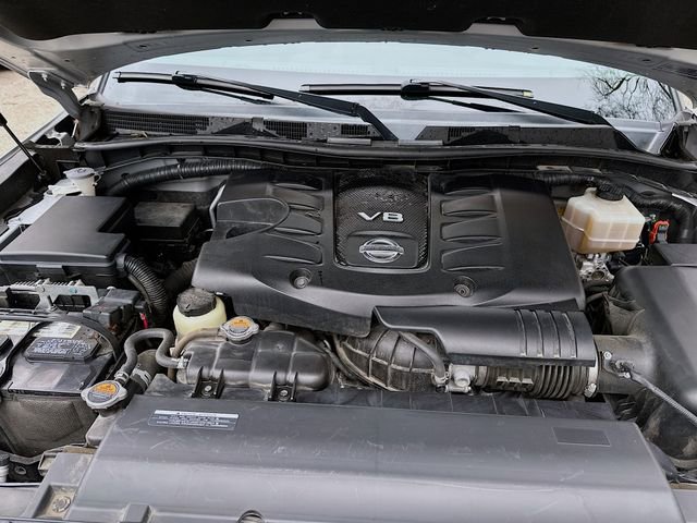Used 2017 Nissan Armada Platinum w/ Interior Lighting Package image 35