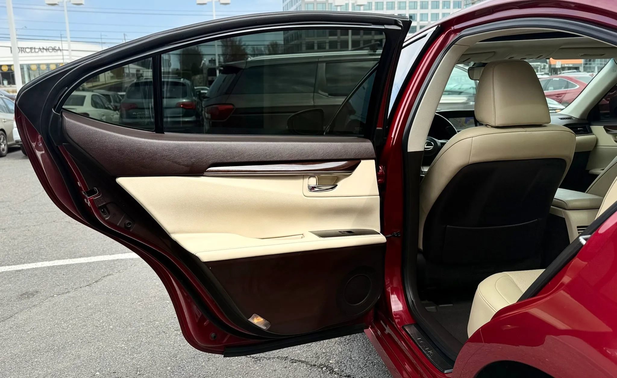 Used 2017 Lexus ES 350 w/ Navigation System Package image 30