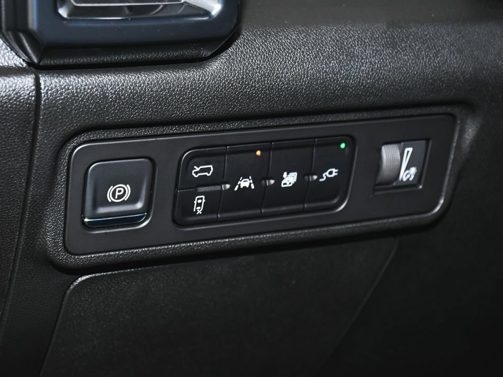 Used 2026 GMC Hummer EV SUV AWD/4WD image 18