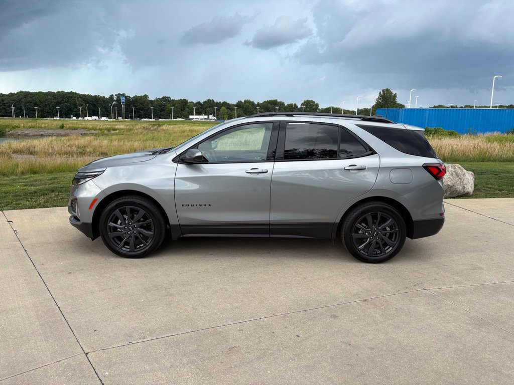 Used 2024 Chevrolet Equinox RS FWD image 6