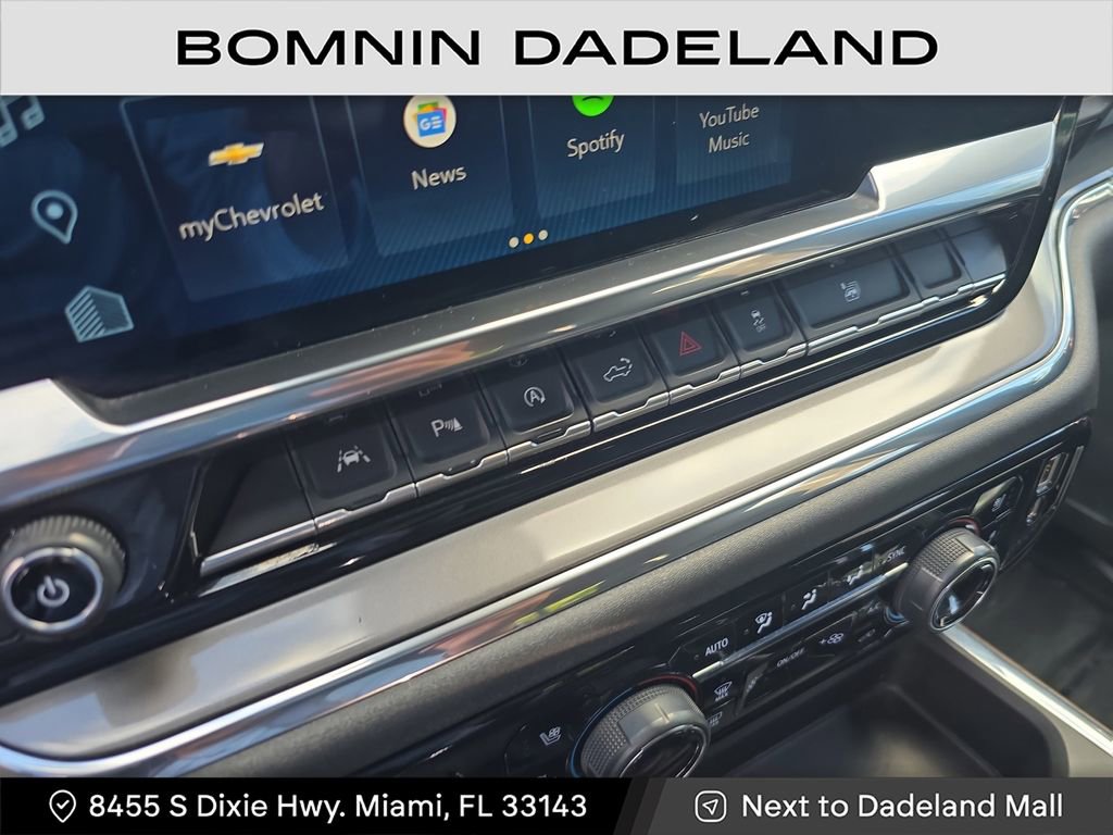 Used 2023 Chevrolet Silverado 1500 High Country image 24