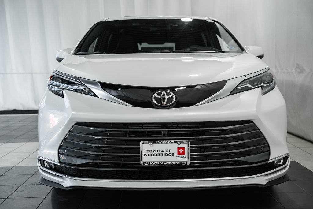 New 2026 Toyota Sienna Platinum AWD/4WD image 2