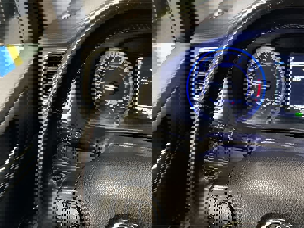 Used 2019 Toyota Highlander XLE image 29