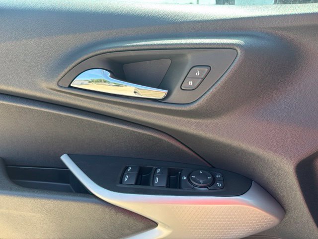 New 2026 Chevrolet Trax RS w/ Driver Confidence Package FWD image 24