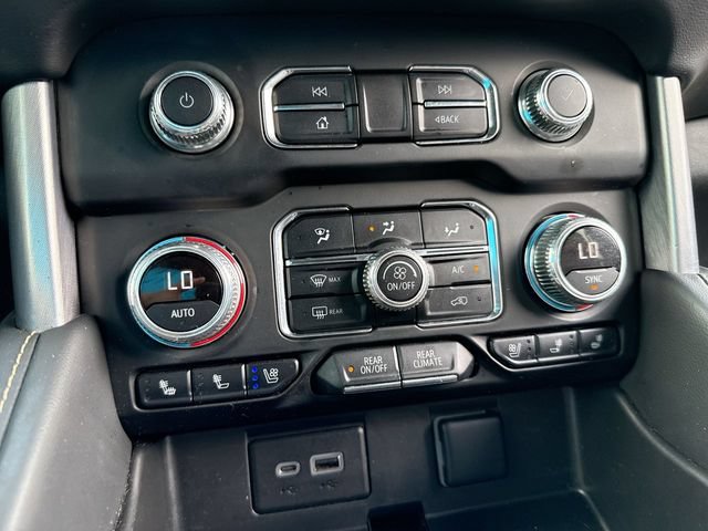Used 2023 GMC Yukon SLT AWD/4WD image 19