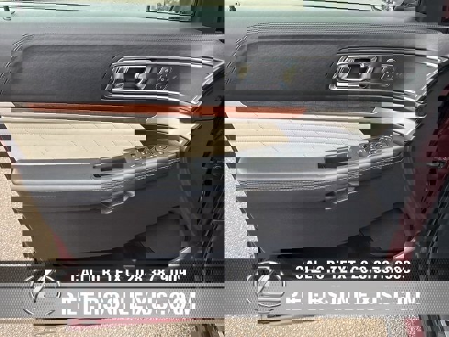 Used 2018 Ford Explorer Platinum image 24