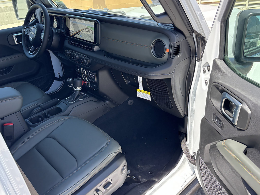 New 2026 Jeep Gladiator Mojave AWD/4WD image 25