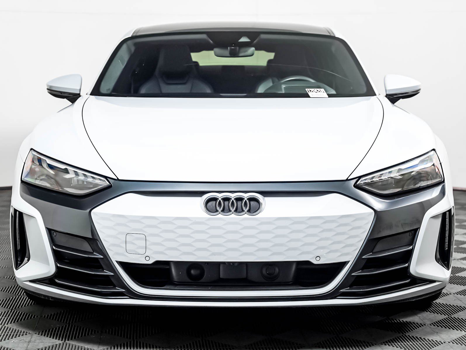 Used 2023 Audi e-tron GT Premium Plus AWD/4WD image 8