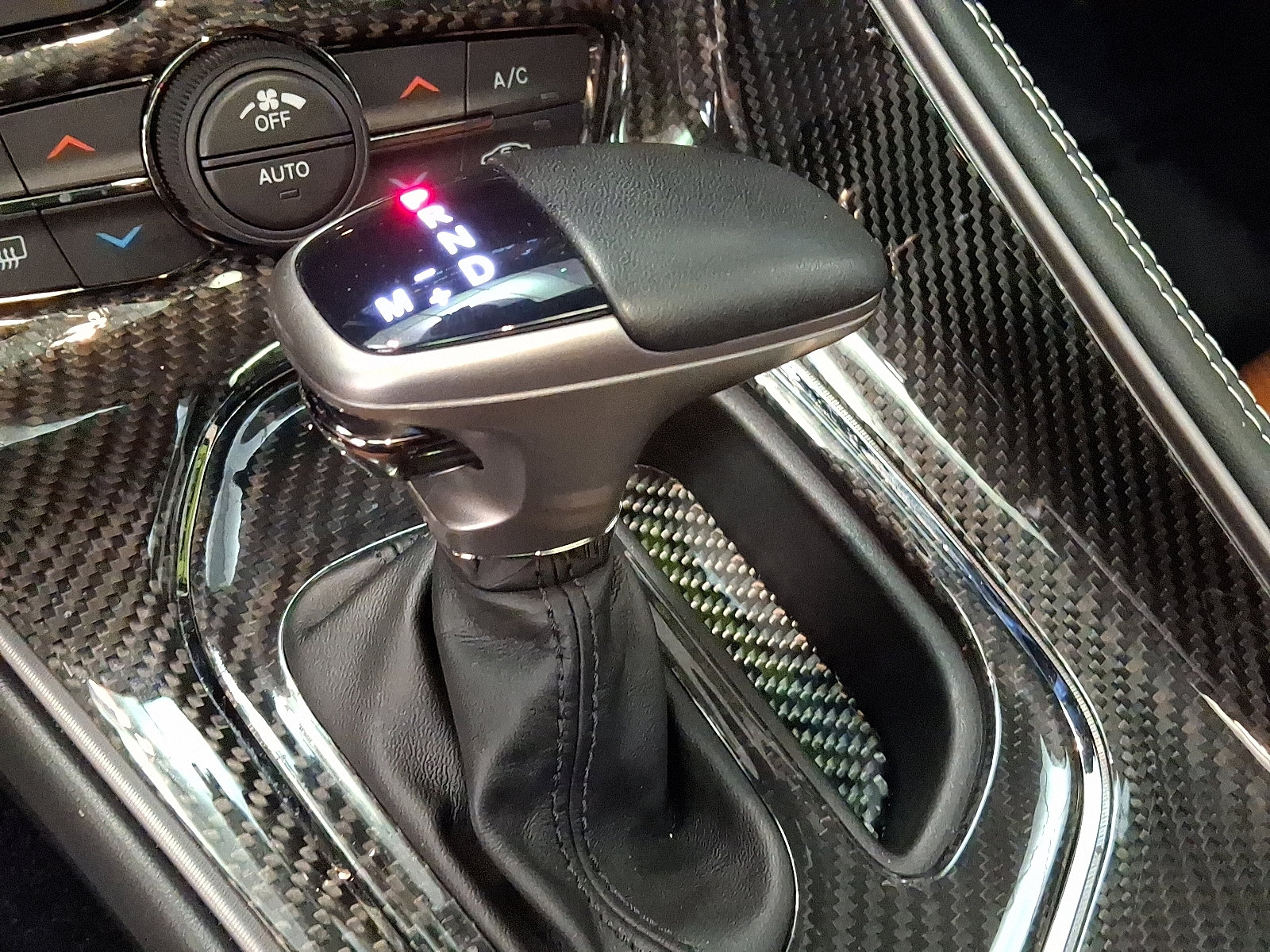 Used 2023 Dodge Challenger SRT Hellcat w/ Driver Convenience Group image 15