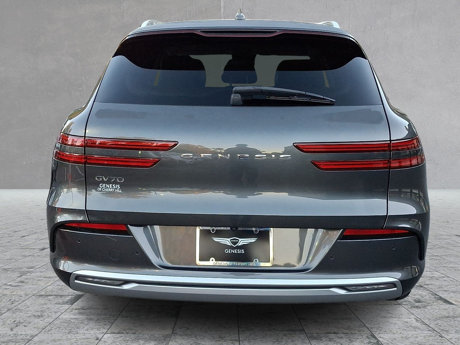 Certified 2023 Genesis Electrified GV70 AWD/4WD image 5