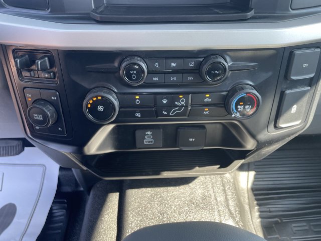Used 2024 Ford F350 XL AWD/4WD image 17