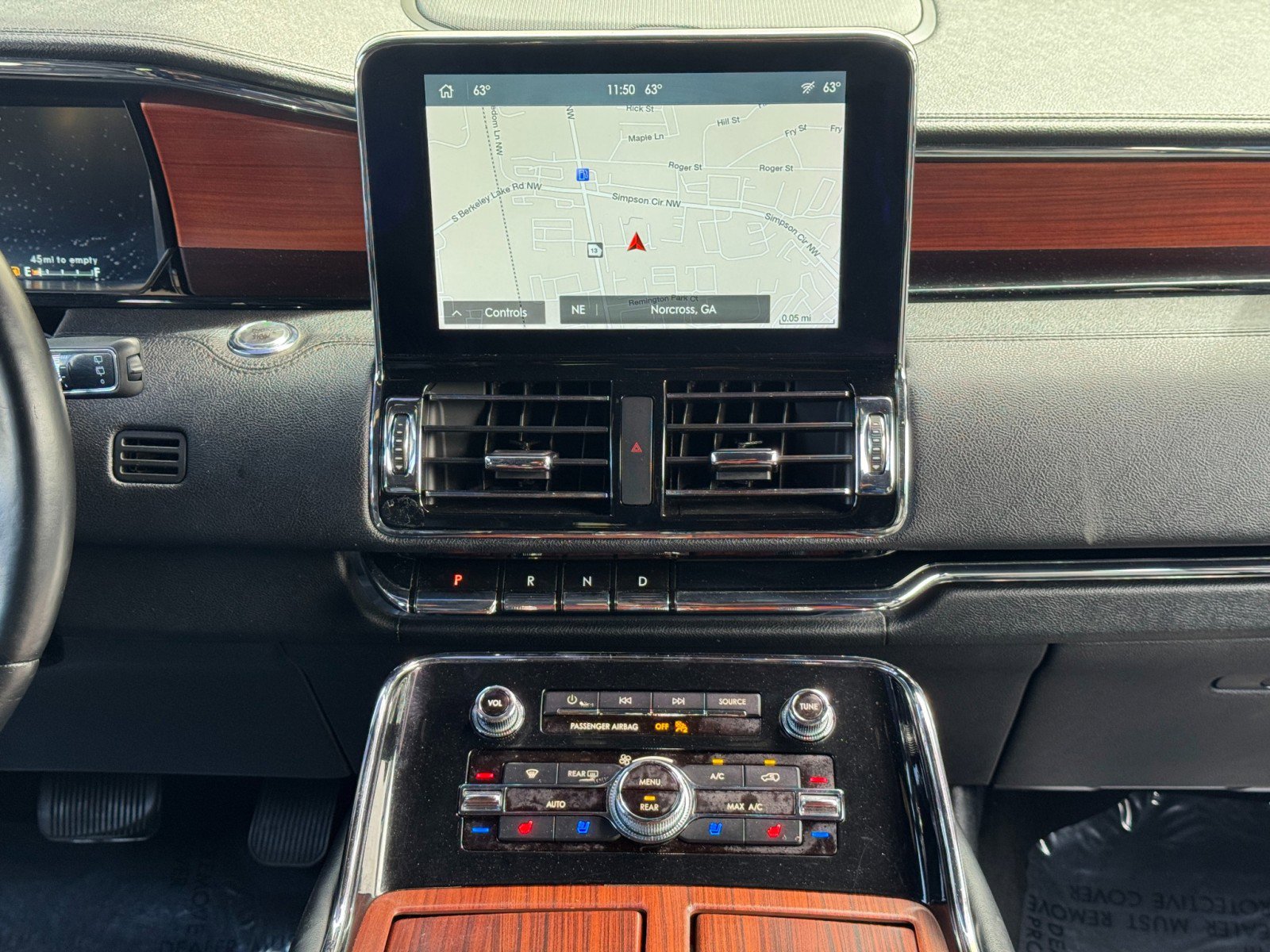 Used 2020 Lincoln Navigator L 4WD image 24
