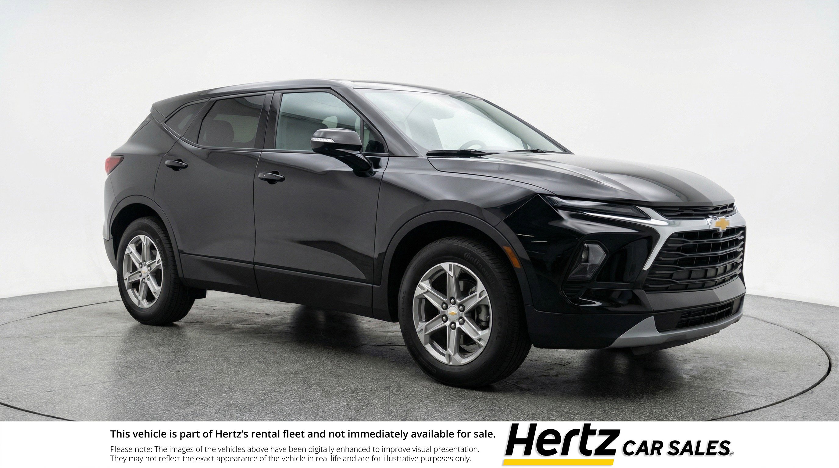 Used 2025 Chevrolet Blazer LT image 1