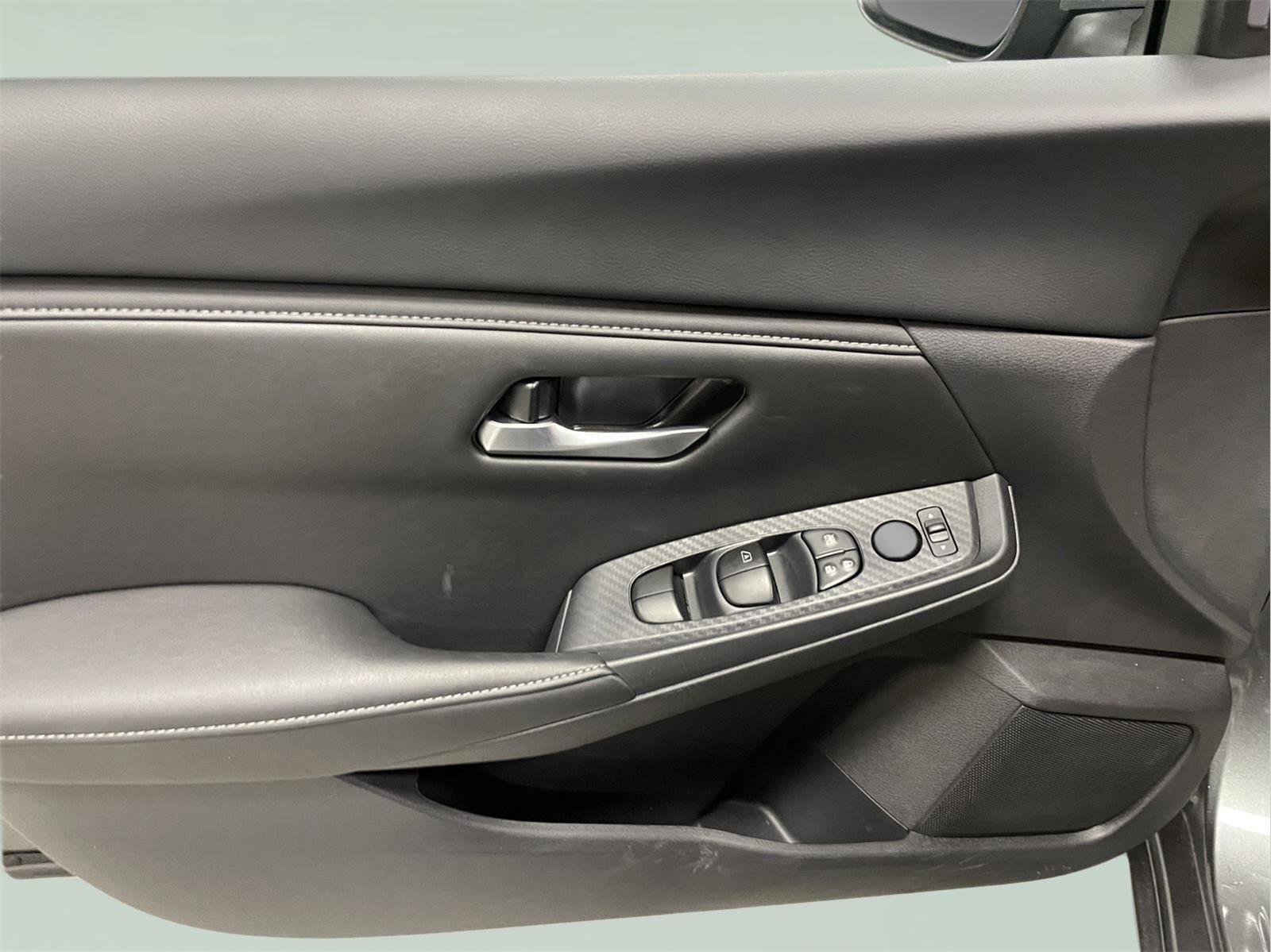 Used 2025 Nissan Sentra SV w/ All-Weather Package image 22